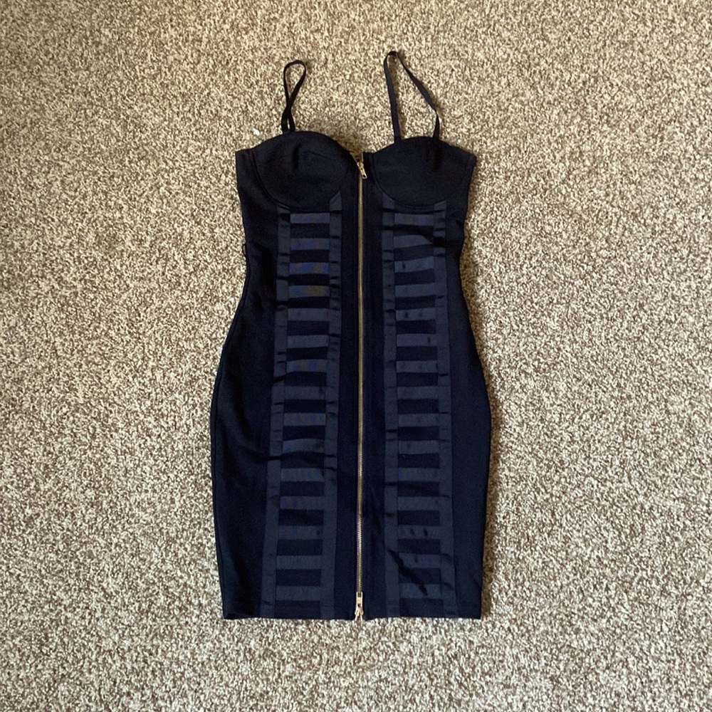 Fitted Fashion Nova dress, size medium